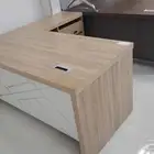 مكاتب و كراسي و دولاب خشب و دولاب حديد