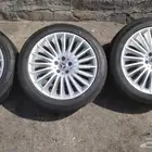 جوجد لدينا جنوط مرسديس مقاس 19اصلي وكالة نظيفه مره شبه جديد