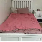 اثنين كراسي نفس الشكل ايكيا