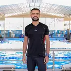 مدرب سباحة ومنقذ