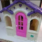 بيت آطفال مع زحليقه