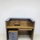 اثاث مكتبي. كراسي. طاولات.