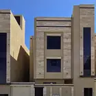للبيع بحي الضيافه شقق علويه بسطح خاص ومصعد شغال تشطيب فندقي