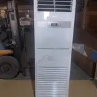 مستودع لبيع مكيفات دولابي