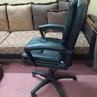 كرسي مكتب