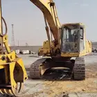 بوكلين كوماتسو للإيجار او البيع