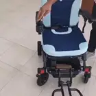 كرسي متحرك