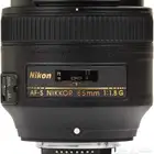 عدسات نيكون 85mm 35mm