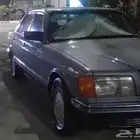 مرسيدس كلاسيك 1987م للايجار اليومي بغرض العرض فقط