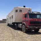 غرفة كرفانة مع راس البي