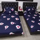 سريرين للبيع كل سرير نفر ونص نظيفه جدا
