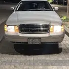 فورد فكتوريا2011 للبيع