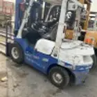 رافعات شوكية فوركلفت للإيجار اليومي والشهري تأجير رافعات شو