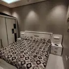 غرفه نوم كبيره للبيع مع مكيفين شباك