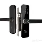 قفل الباب الذكي