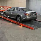 ( عرض ) للبيع كامري 2025 اصفار صادر لها لوح .