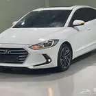 نقل معلمات من ابها الى رجال المع