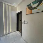 شقة للإيجار عبارة عن ماستر وصالة ومطبخ في النعيم