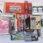 ادوات مدرسية