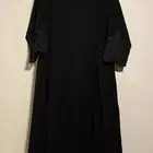 عباية جديده لبستها مره وحده بس