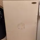 للبيع ثلاجه صغيره بحاله ممتازه بالخبر وبسعر طيب