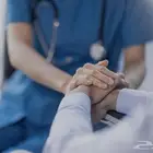 رعاية ومرافقة منزليه لكبار السن
