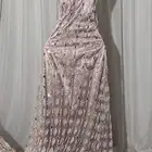 فستان جديد لم يلبس