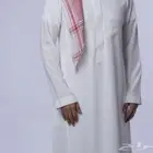 قماش سلك فاخر بارد و ناعم وخفيف اللون ابيض
