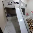 غرفه اطفال سرير مع زحليقه