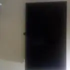 شاشة 55 بوصه مكسورة وخربانه