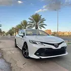 ( تم البيع ) كامري فل كامل هايبرد سعودي 2018