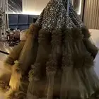 ثلاث فساتين للبيع استخدام واحد فقط