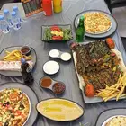 مطعم كامل مع السكن للبيع