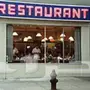 معلمين مشويات وشورما وعصيرات ومخبوزات